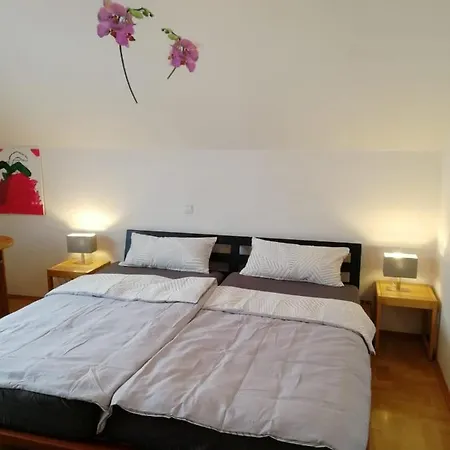 Ferienwohnung Frankfurt *